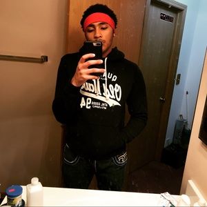 Meet your Posher, Victor